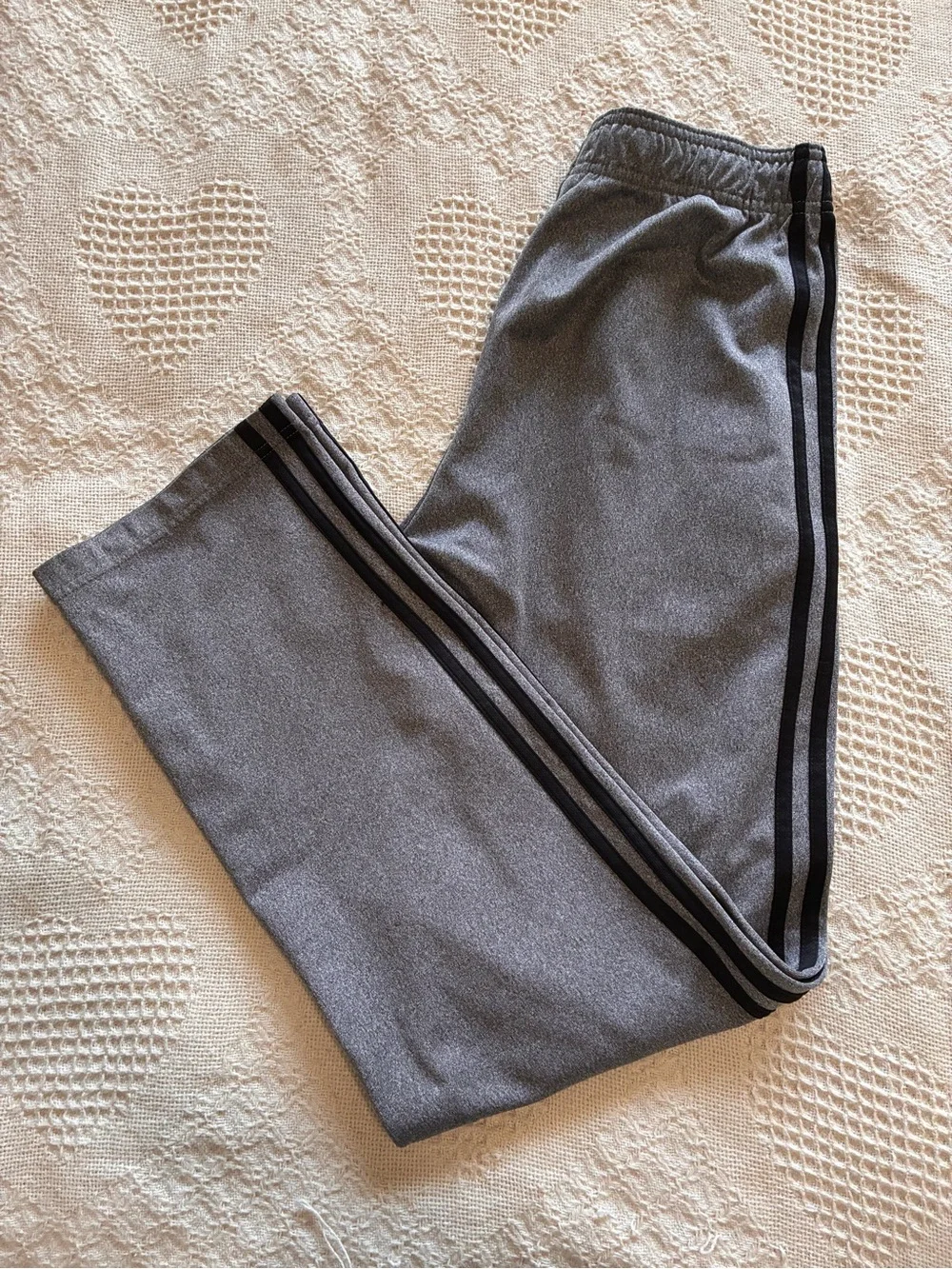 Adidas Gray Sweatpants Track Jogging Pants 3 stripe Athletic Mens Size Small